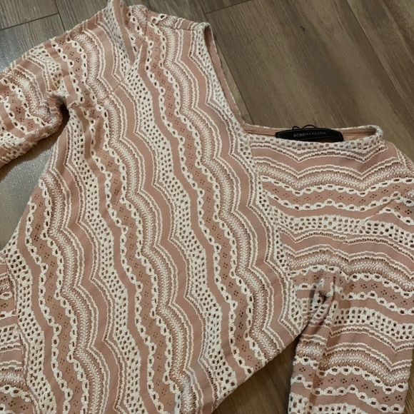 BCBGMaxAzria Scalloped Lace Dress - Picture 4 of 6